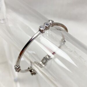 Silver tone clear stone bracelet